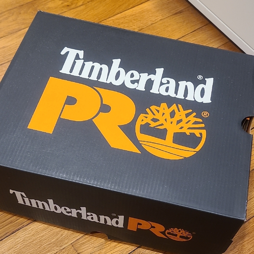 Timberland PRO Womens Sage Green and Cream Boots. - Picture 12 of 13